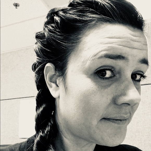 Meet your Posher, Shannyn - Picture 2 of 4